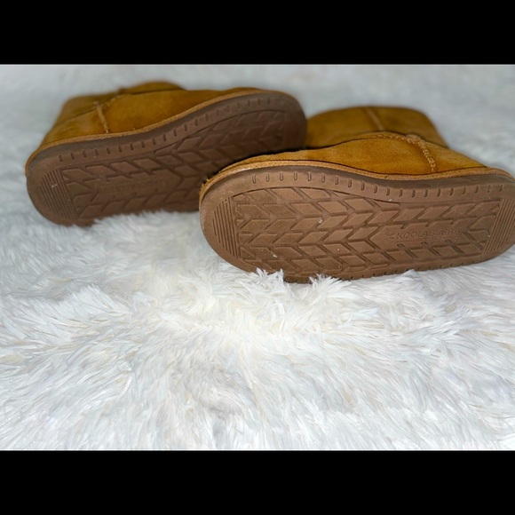 🤎🤍 Girls Koolaburra boots 🤍🤎 - Picture 4 of 4